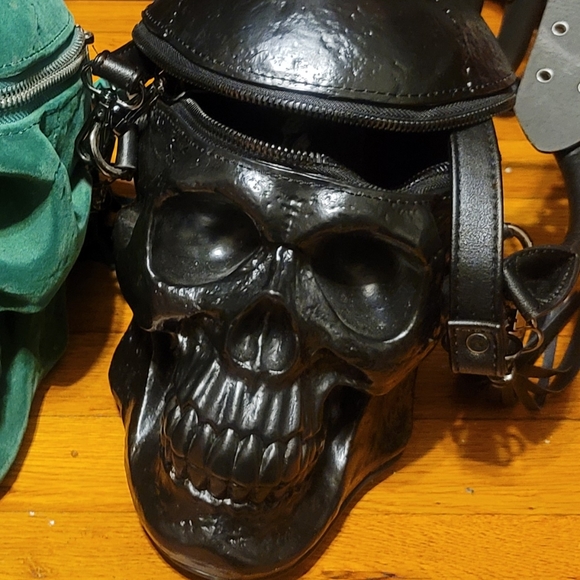 Killstar Handbags - Killstar skull bag